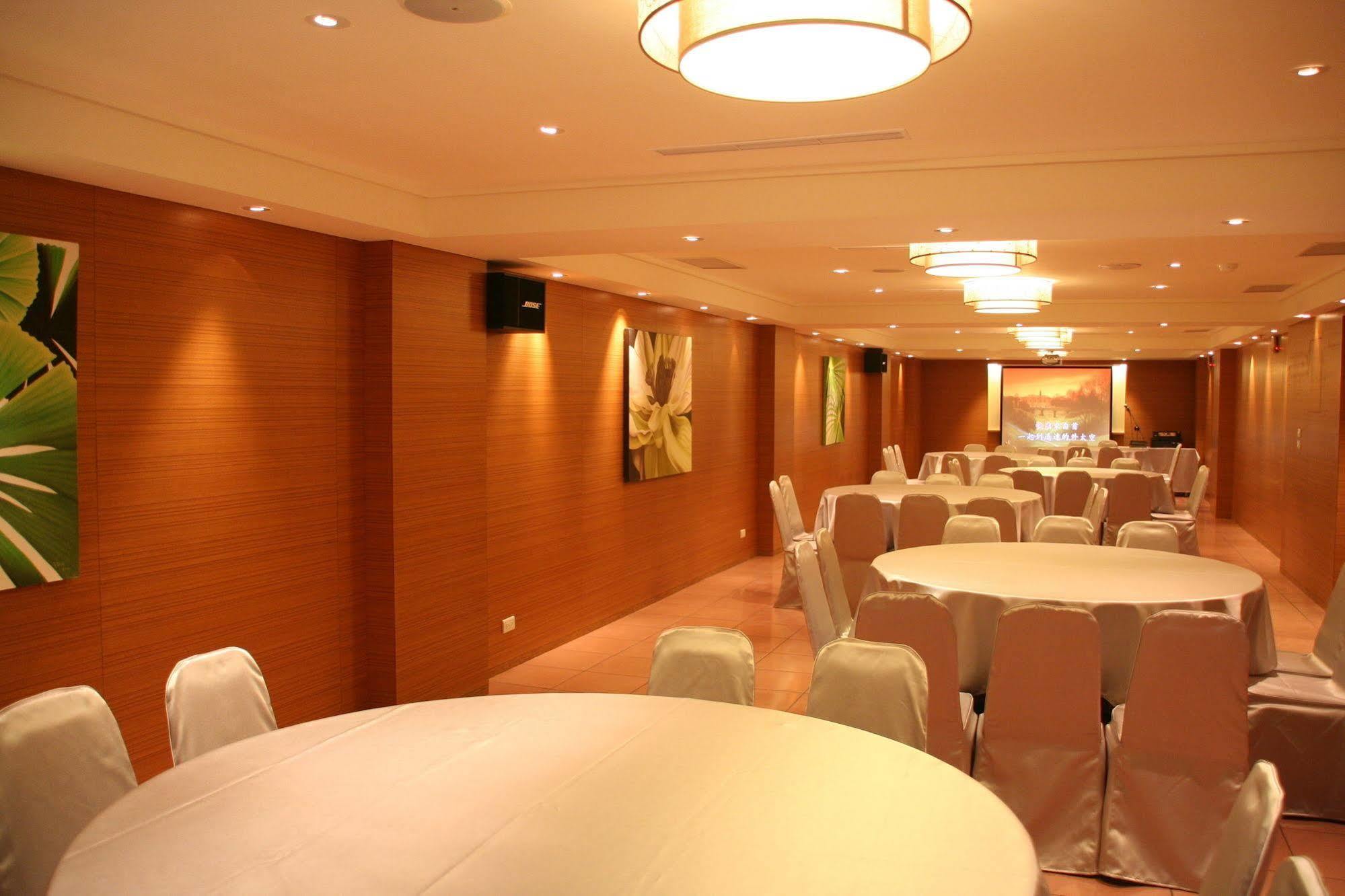 Taitung Bali Suites Hotel Luaran gambar